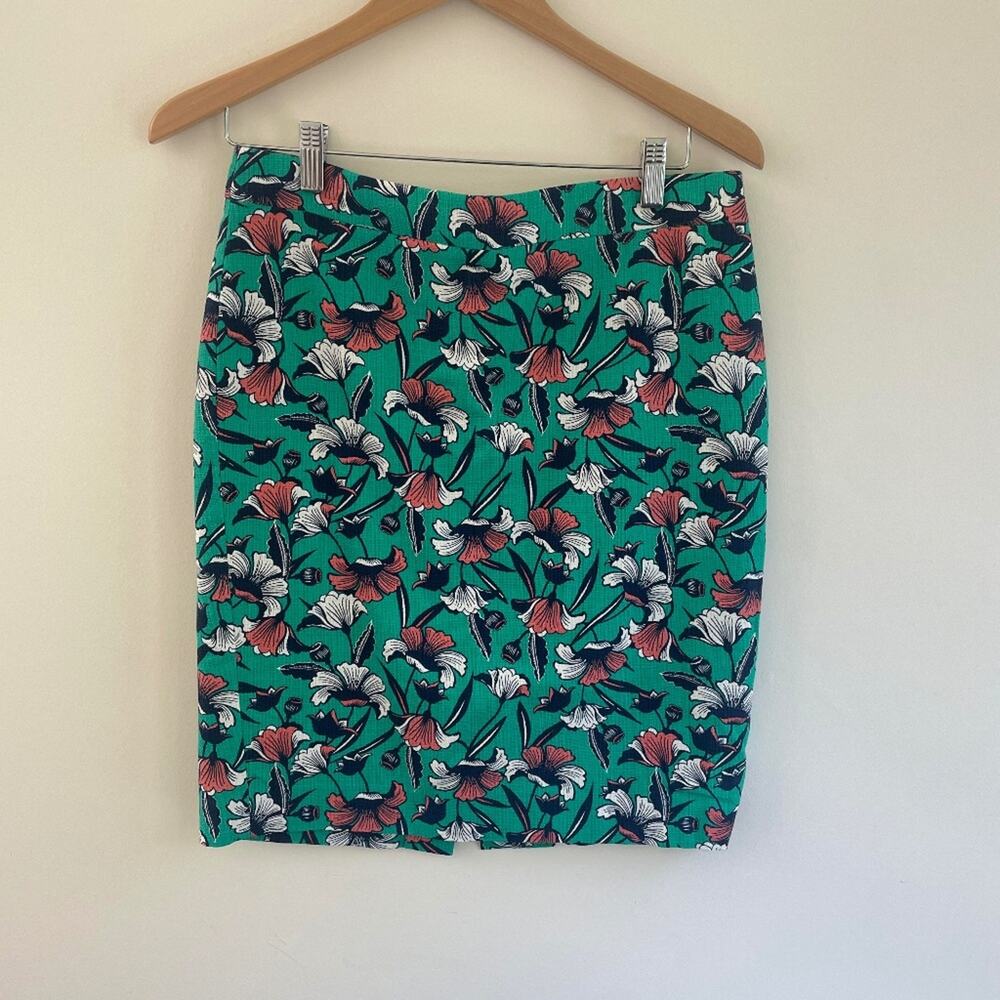 Green floral Women's size 4 pencil skirt